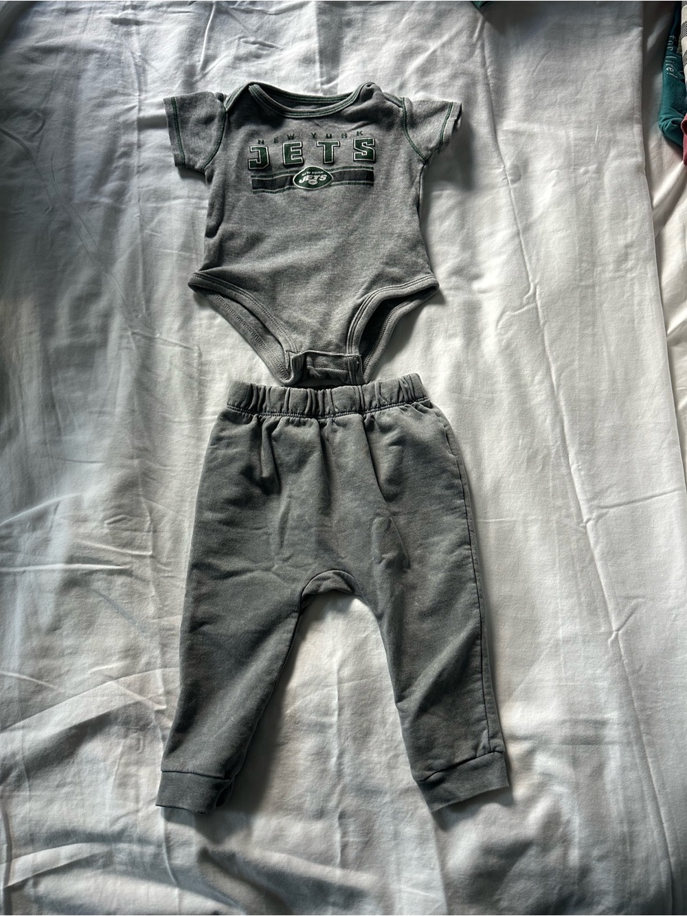 NFL Gray Infant Team Apparel Bodysuit - NY Jets